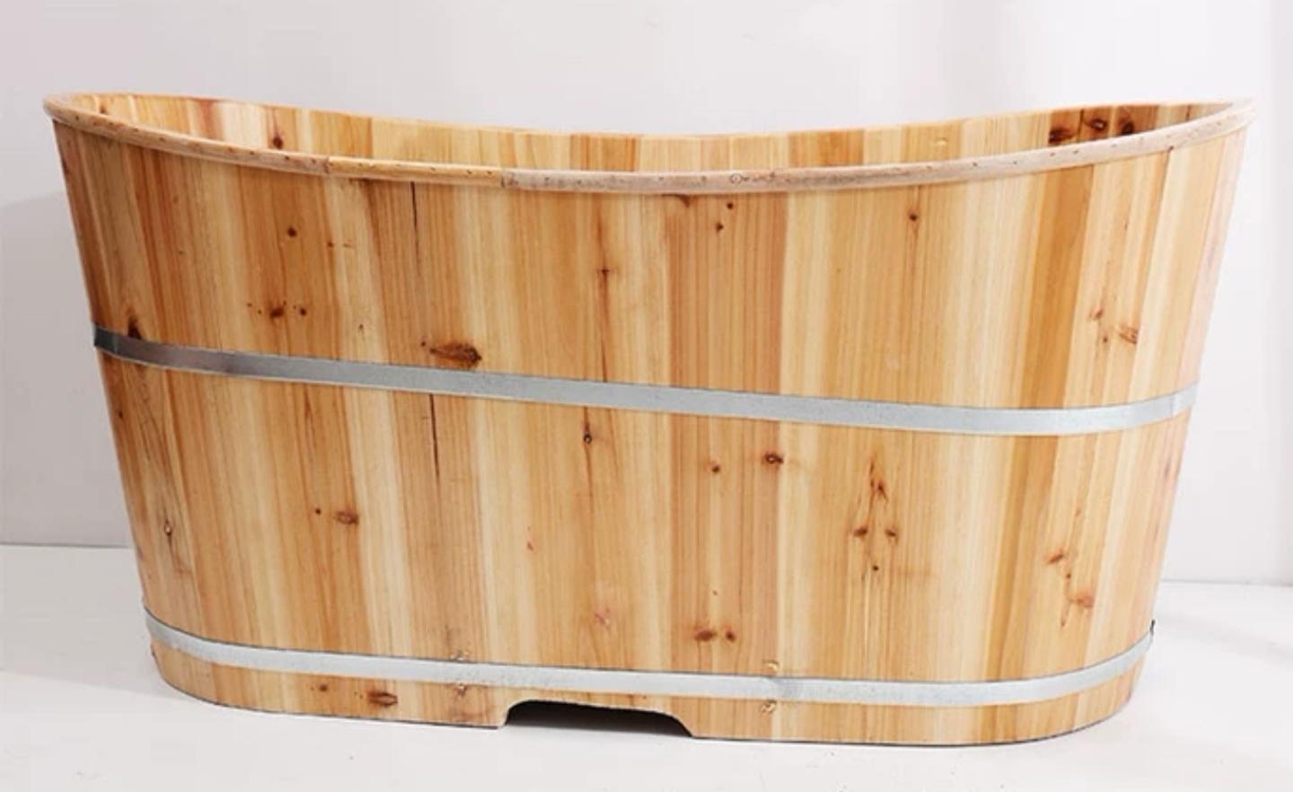 Sử dụng bồn tắm gỗ pơ mu dài 90cm đúng cách?