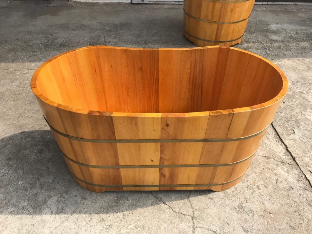 Kích thước bồn tắm gỗ Pơ mu dài 100cm