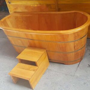 Đặc điểm của bồn tắm gỗ pơ mu 155cm bo viền